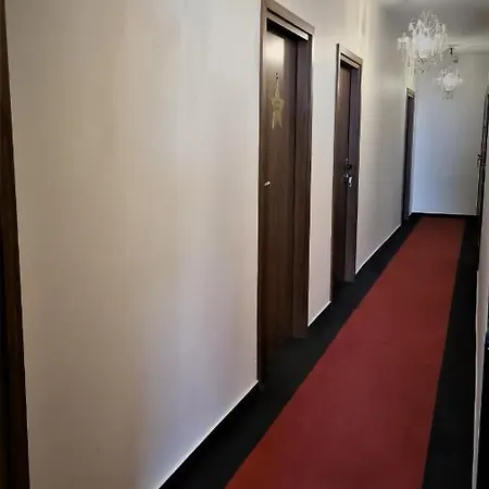 Pansiyon Pokoje Goscinne W Starym Kinie