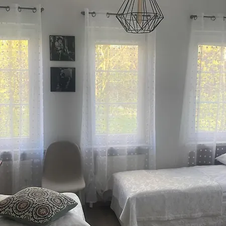 Pokoje Gościnne W Starym Kinie * Ustka
